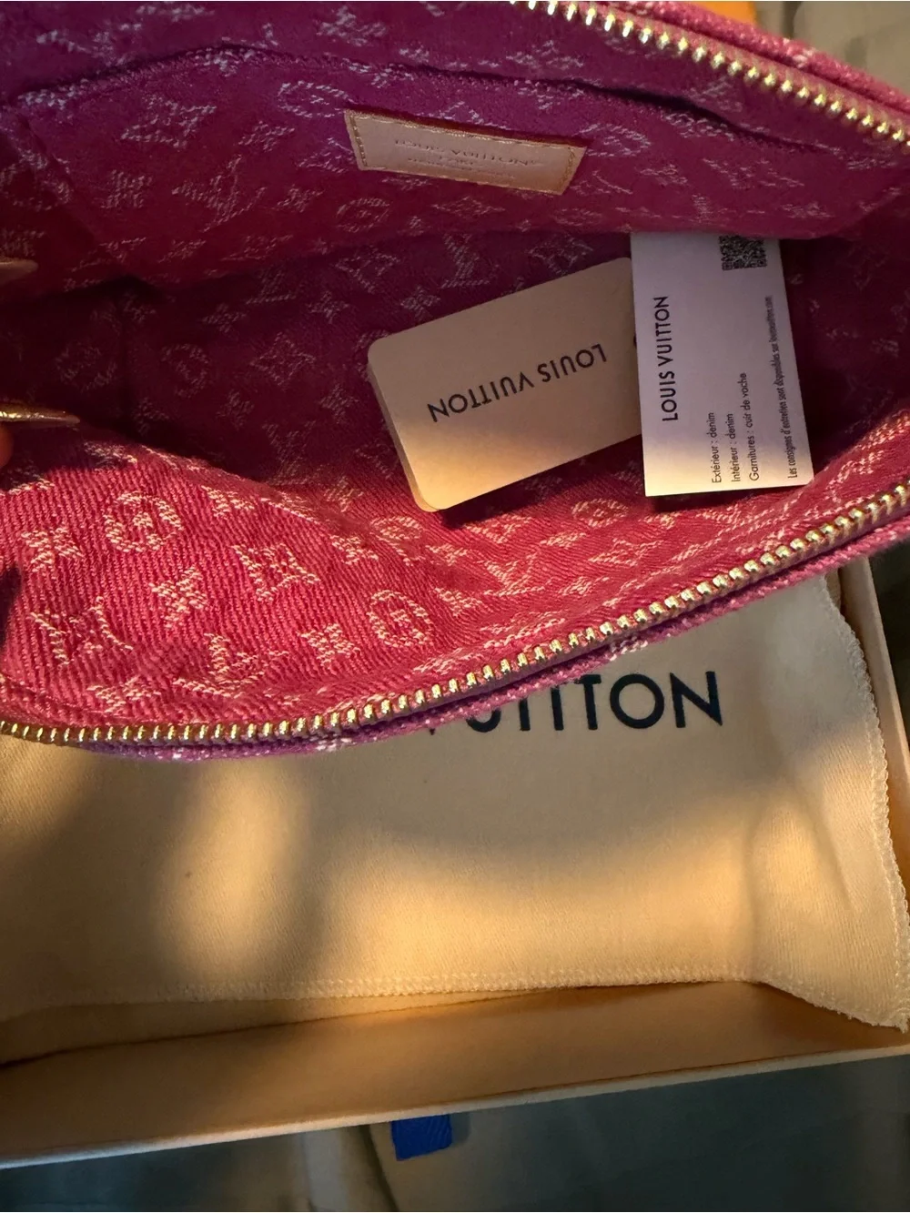 Louis Vuitton denim cosmetic pouch - Picture 8 of 10